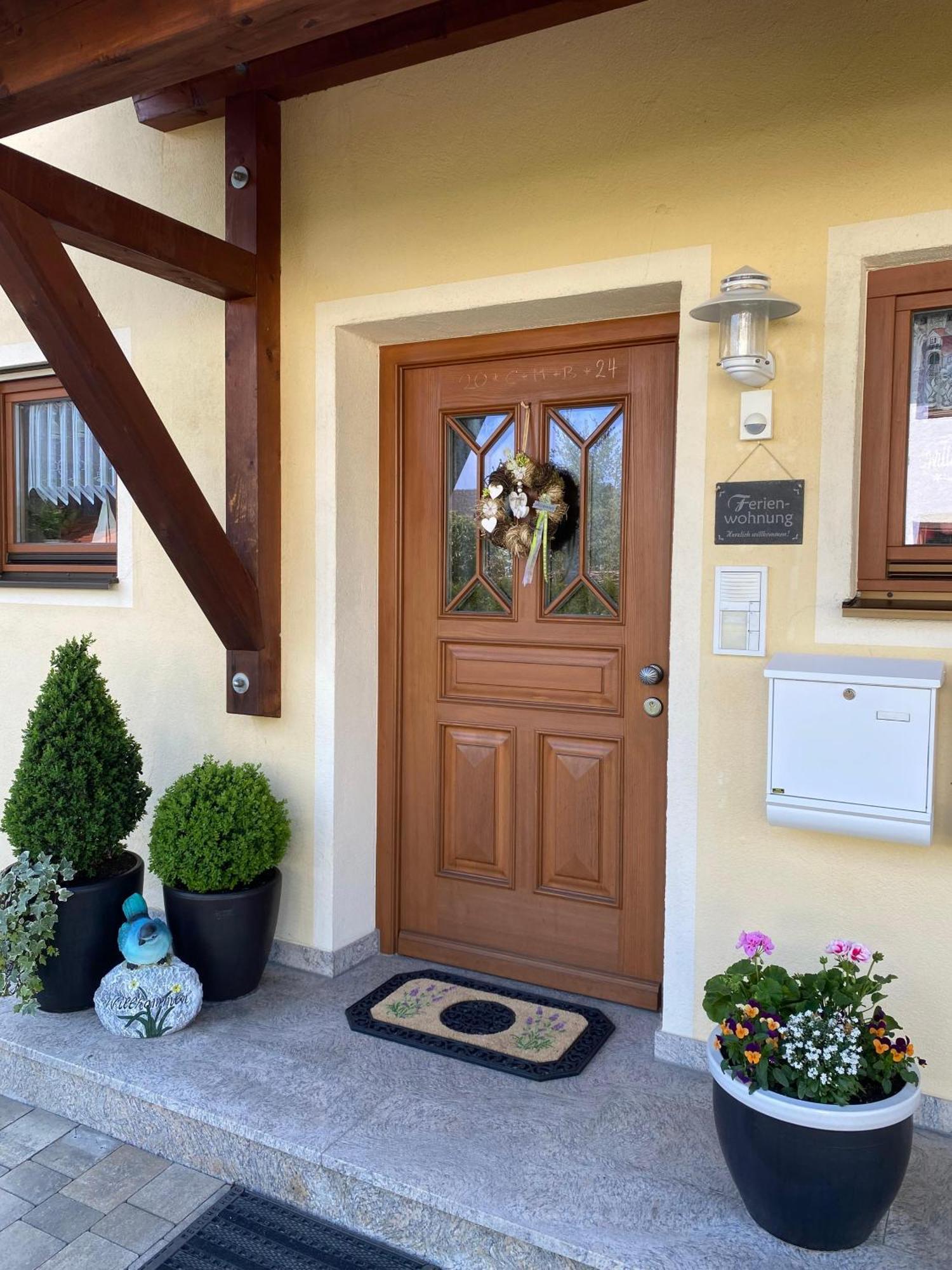 Alpenappartement Traumzeit - Pool / Eigene Terrasse / Garten Bernau am Chiemsee Luaran gambar